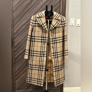 Authentic Burberry Jacket (Size 8)